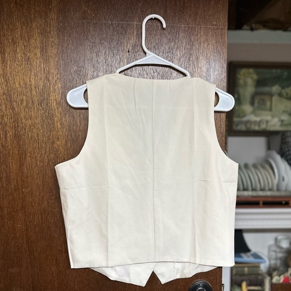 Vest size Small Cream Off White Nameless Tagless - Picture 3 of 3